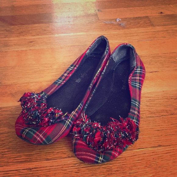 Shoes - Picture 1 of 1